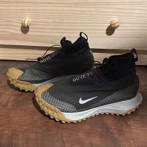 Nike ACG Mountain Fly Gore-Tex Men 9.5